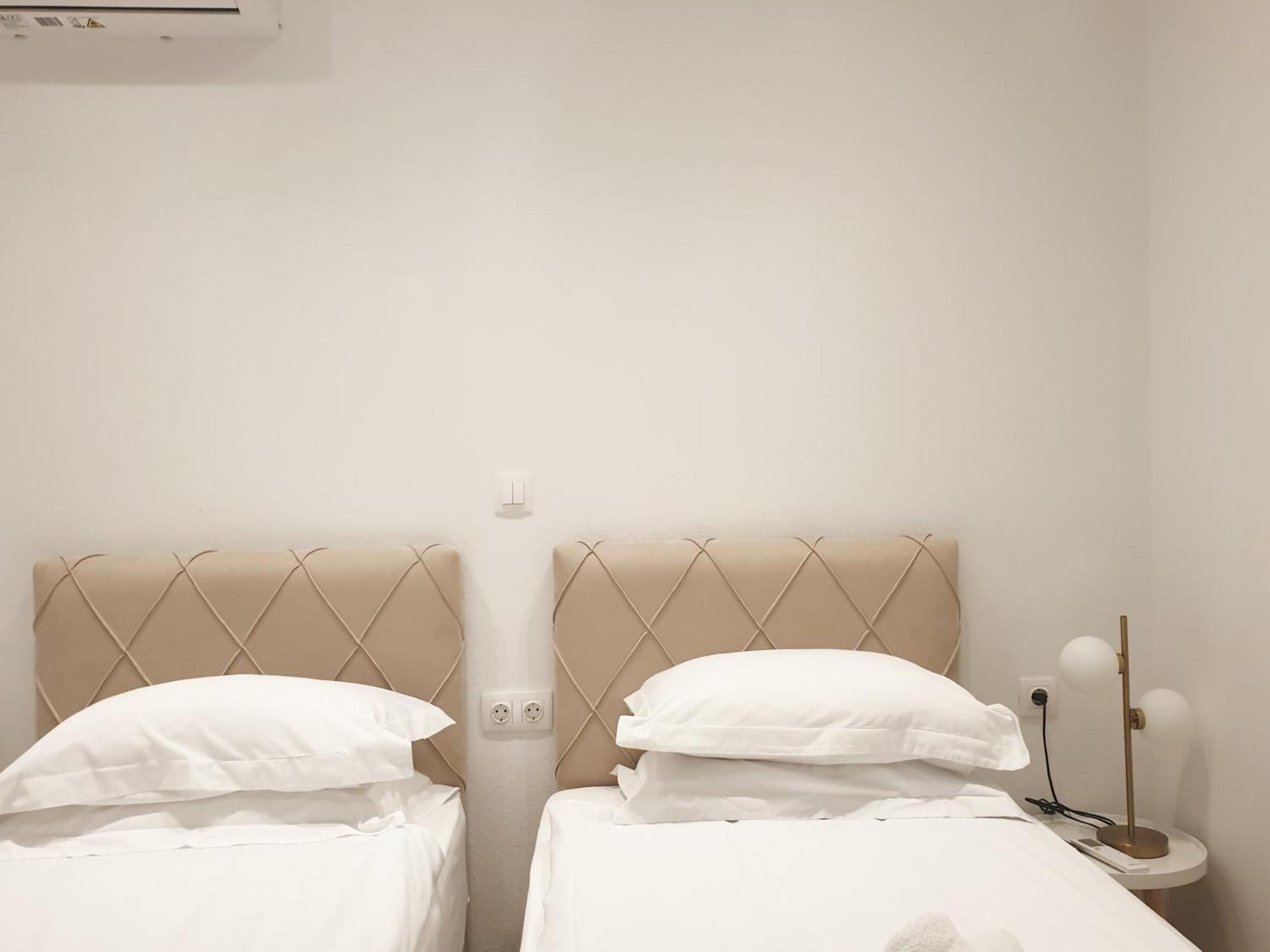 Eantos Studios And Suites Peraía 객실 사진